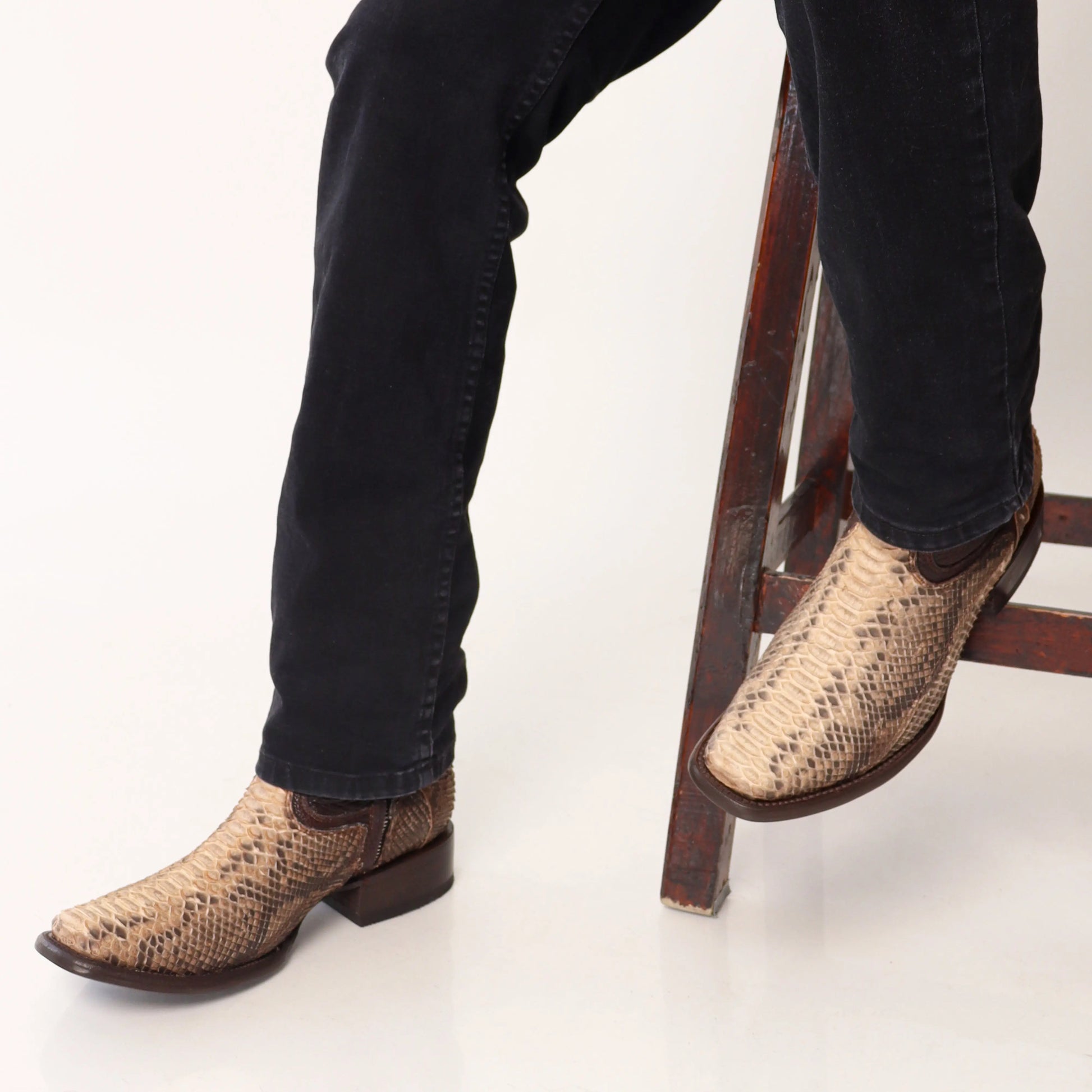 Botín Imperial de Python PE103 - Piel Esmeralda
