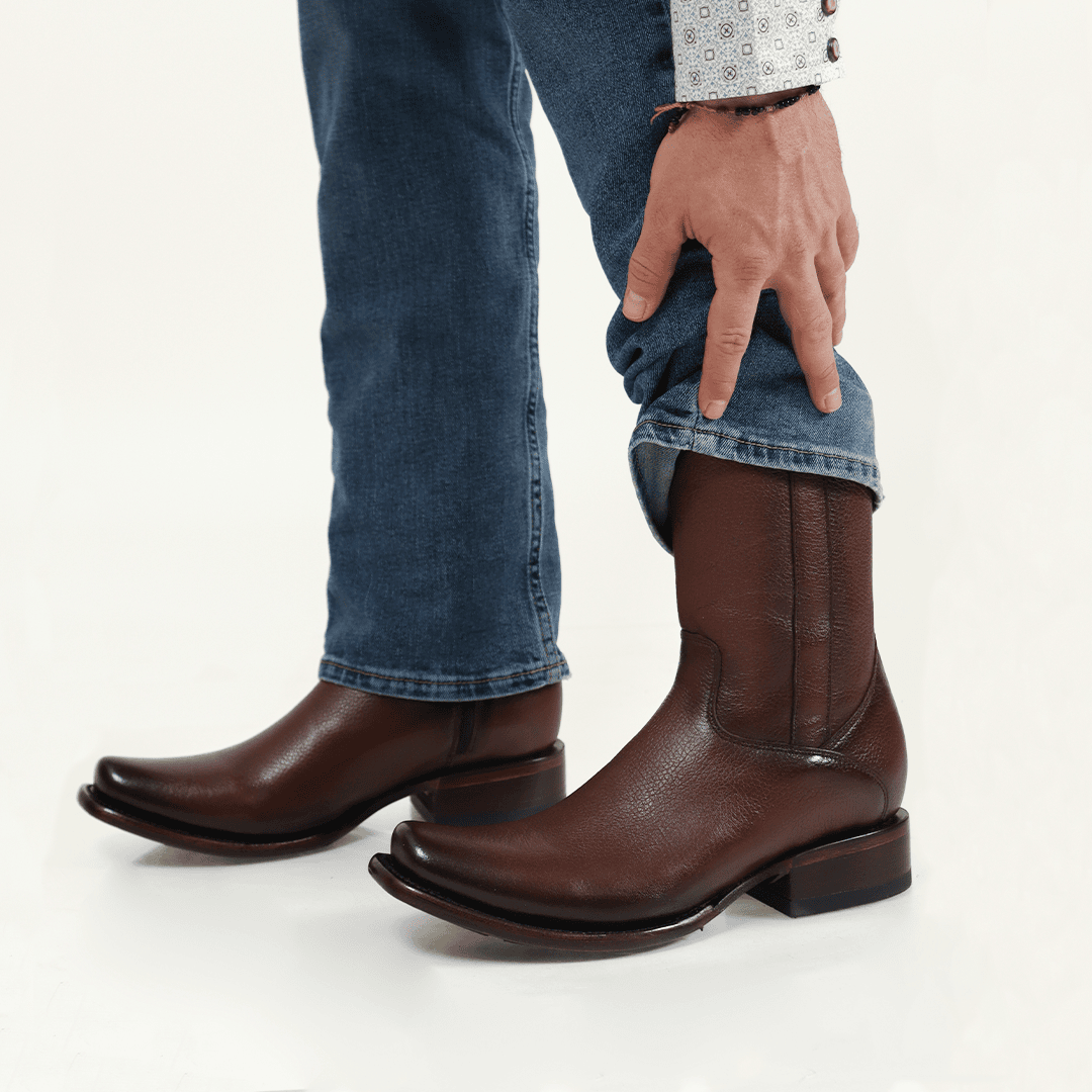 Botín Ébano en Piel de Res PL207 