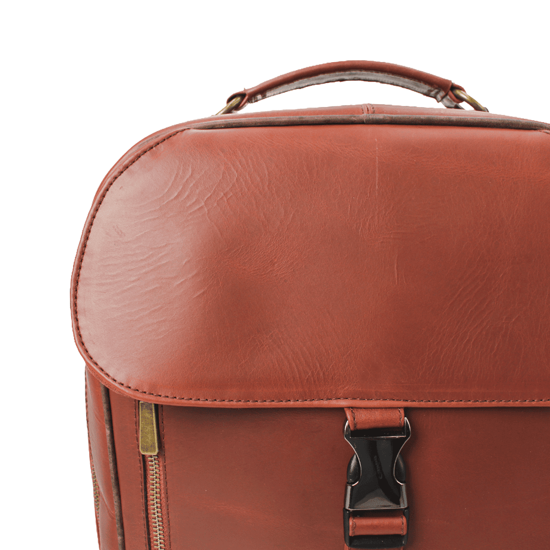 Mochila de Piel con Hebilla Lock PE1001